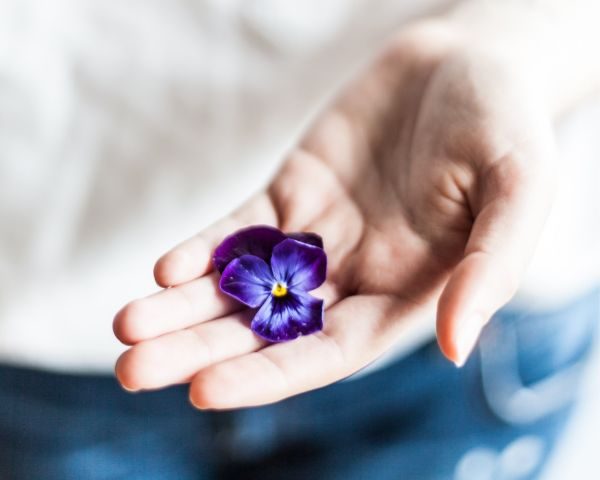 Heart-centred Solopreneurs: Connection, Trust & Empathy are your Marketing Superpowers